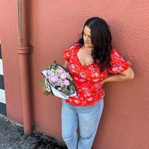 Meet your Posher, Samantha